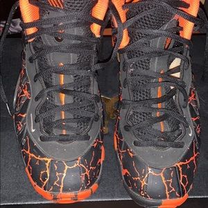 Youth orange and black foamposite. Size 7